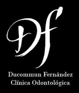 Logo de Clínica DF