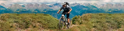 Cube, deportes con descuento