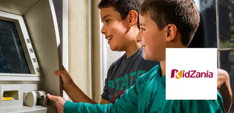 KidZania, niños y juguetes con descuento