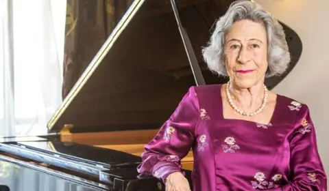 Concierto Edith Fischer en El Mercurio;, entretención con descuento