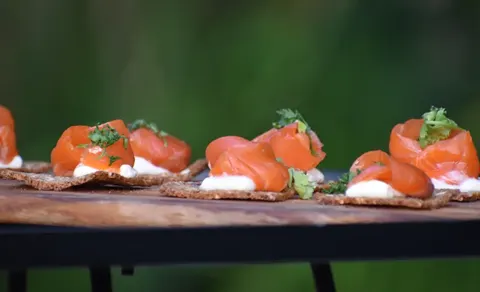 Caleta Bay, alimentos y bebidas con descuento