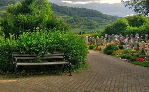 Funeraría La Floresta, servicios con descuento