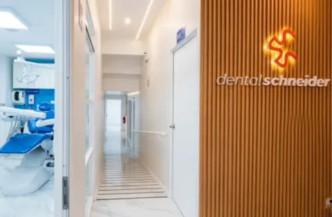 Dental Schneider (Especial Ortodoncia), salud con descuento