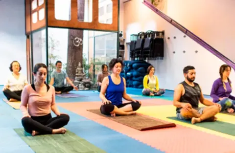 Academia Chilena de Yoga, entretención con descuento