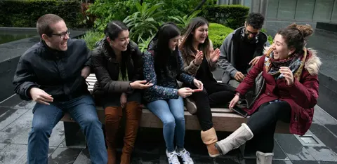 QA Higher Education, educación con descuento